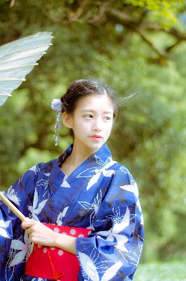 少妇的诱惑！欧美<strong>理伦片</strong>尺度有多大？看完这篇文章你就知道了！